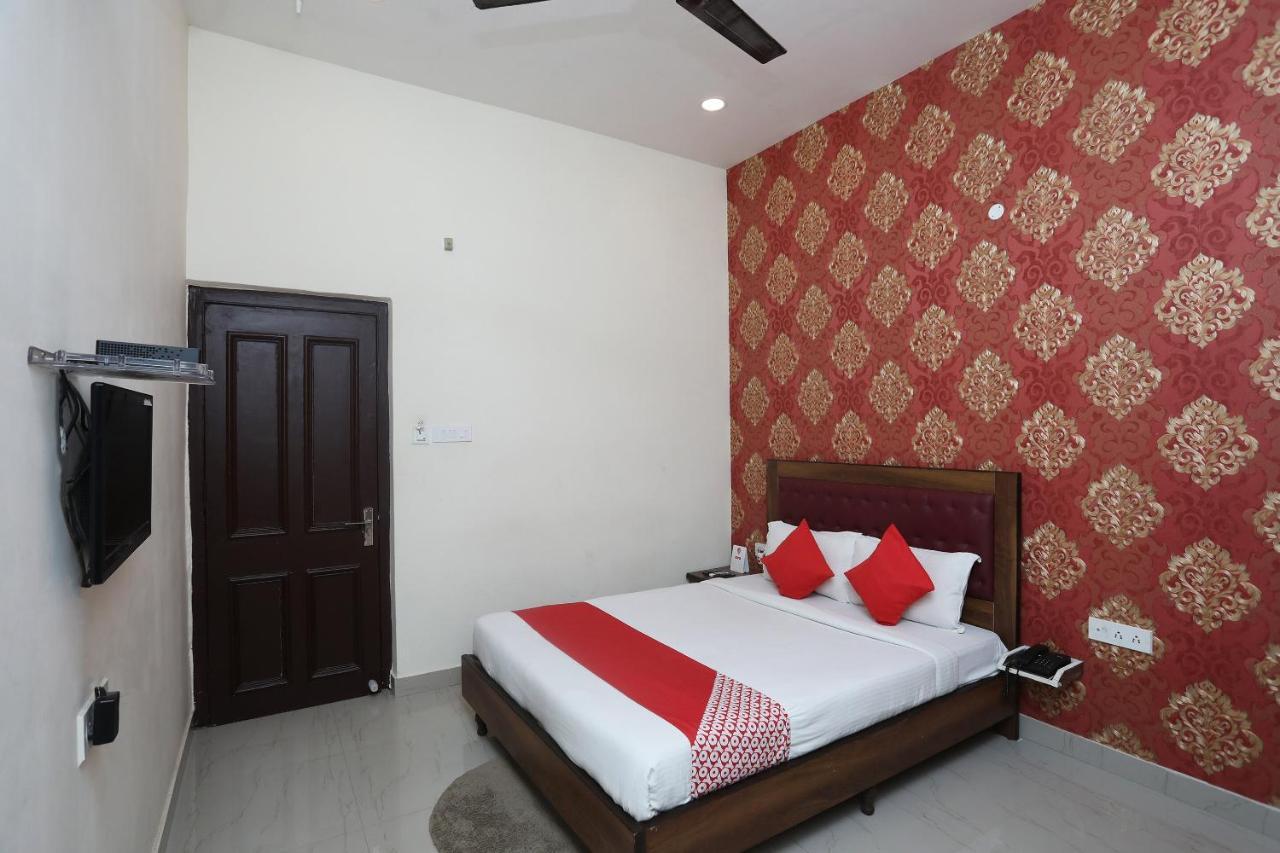 Flagship 13641 Elgin Terrace Hotel Alipur  Luaran gambar