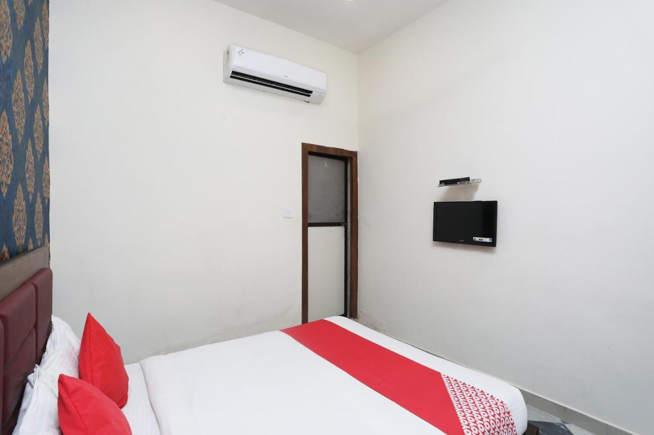 Flagship 13641 Elgin Terrace Hotel Alipur  Luaran gambar