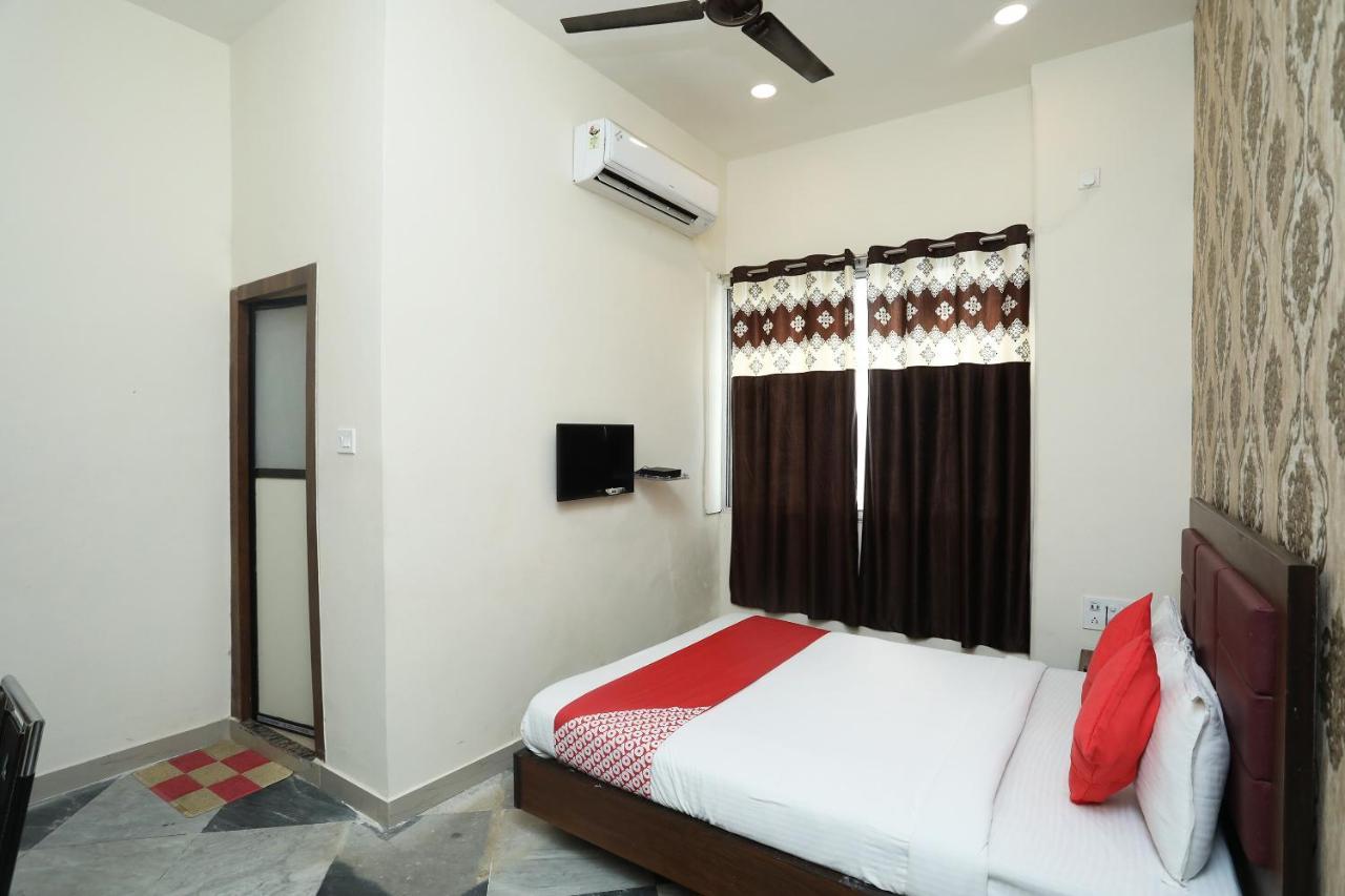 Flagship 13641 Elgin Terrace Hotel Alipur  Luaran gambar